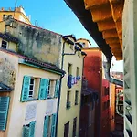 Modern Mansard Vieux-Nice