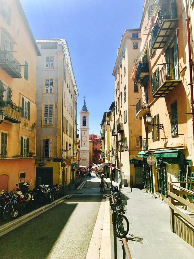 Modern Mansard Vieux-nice *